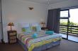 Bedroom 5 Main en suite - Self Catering Accommodation in Port Edward
