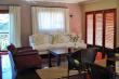 Living area shared by the guests - Eagles View Bed & Breakfast, Kloof Accommodation