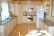 The fully equipped kitchen to eat your heart out!