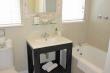 The cottage bathroom - Heaton Cottage, Cowies Hill - Bed & Breakfast accommodation