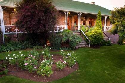 Shamrock Arms Guest Lodge