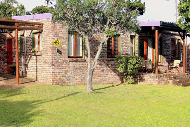 The Stables - Bushman's River Mouth Accommodation. Bushman's River ...