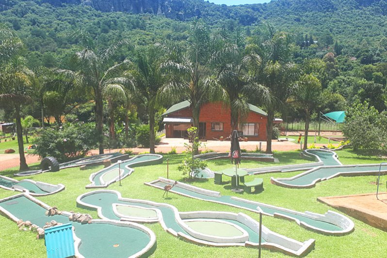 The Ultimate Lodge, Bed & Breakfast in Makhado Louis