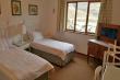 Spare room - Drakensberg Gardens Area Self Catering Cottage Accommodation
