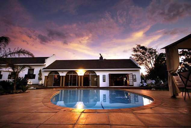 welgekozen-country-lodge-piet-retief-accommodation-piet-retief-bed