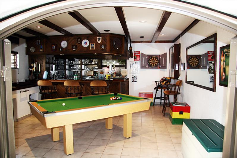 Bar 'The Highlander'