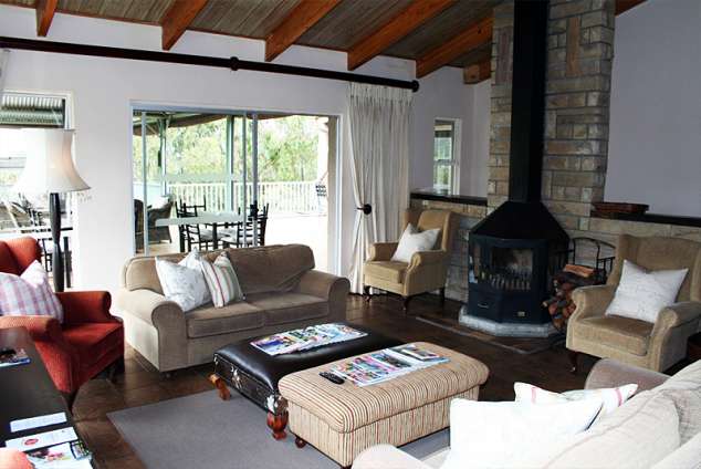 Ash River Lodge B&B - Clarens Accommodation. Clarens Bed & Breakfast ...