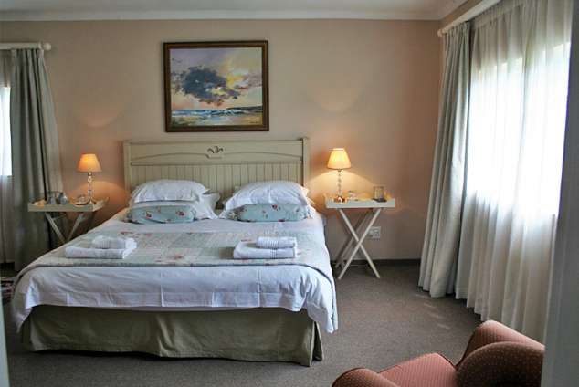 Ash River Lodge B&B - Clarens Accommodation. Clarens Bed & Breakfast ...