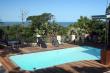Sparkling pool - Bed & Breakfast Accommodation in Mtunzini