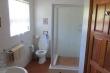 2nd bathroom - Champagne Valley Self Catering House Accommodation