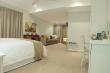 Room 6 - Angel Oak - Bed & Breakfast accommodation in Walmer