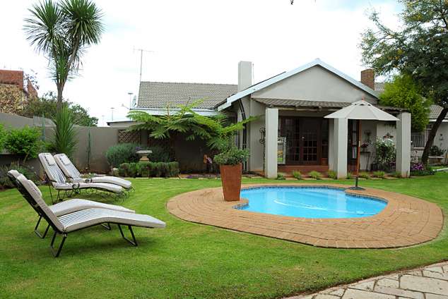 Onze Whonen Guest House - Carletonville Accommodation. Carletonville ...