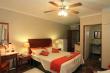El Palma Guest House - Bed & Breakfast accommodation in Amanzimtoti