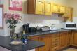 Ivy suite / cottage kitchen - Butterscotch Bed and Breakfast in Cowies Hill