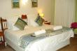 The Family Suite master bedroom - Bed & Breakfast Accommodation in Hilton, Pietermaritzburg