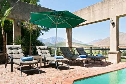Heuwelsig Cottages & Franschhoek Camping