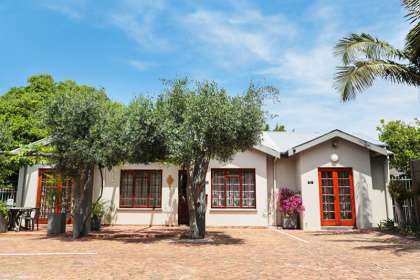 5 Konings Guesthouse