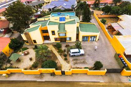 Sandcastle Apartments