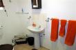 Unit 3 Bathroom - Self Catering Accommodation in Graaff-Reinet