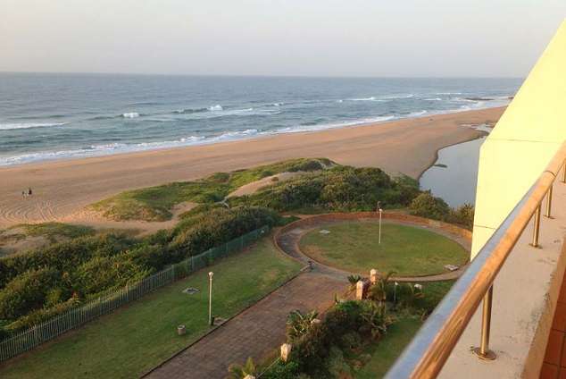 Beachfront Cabana - L'Escalier 611 - Amanzimtoti Central Accommodation ...