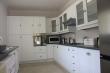 Fully fitted kitchen - Oslo Beach Self Catering Accommodation