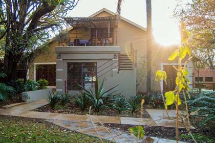 Shangrila Innibos Country Lodge