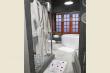Platinum suite : En-suite bathroom with twin jet bath & shower